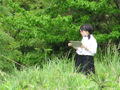 創造表現コーススケッチ研修を行いました（吉和ウッドワン美術館）