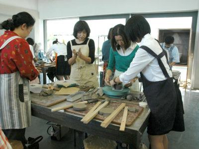 PTA陶芸教室を実施しました