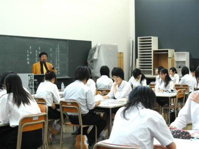 進路研究セミナーを開催しました