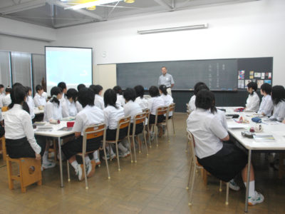 進路研究セミナーを開催しました