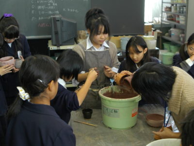白島小学校陶芸教室（連携授業）を実施しました