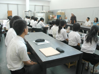 武蔵野美術大学出張講義を受講しました