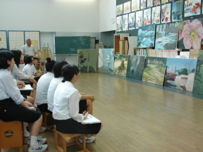 油彩画の講評会