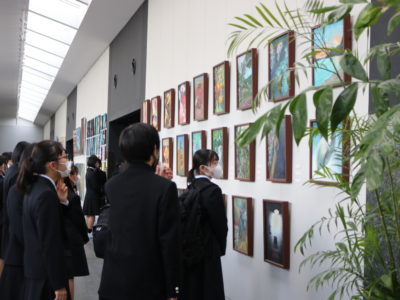 新入生対象　美術部ギャラリーツアーを開催しました