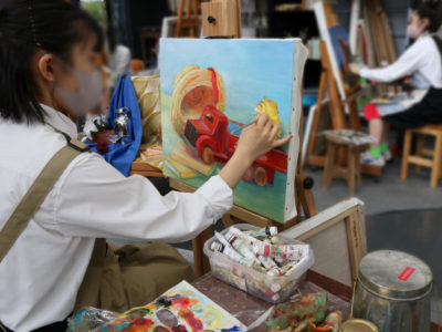 創造表現コース授業レポート「３年 油絵」