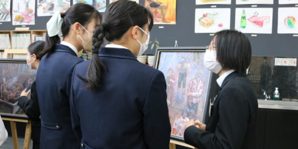 広島女学院中学高等学校と原爆の絵交流会を行いました