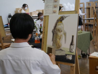 創造表現コース授業レポート 「2年生授業　透明水彩画～水彩画法を用いて表現の基礎力を培う～」